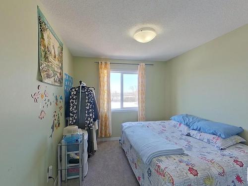 18104 78 Street Nw, Edmonton, AB - Indoor Photo Showing Bedroom