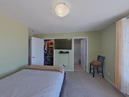 18104 78 Street Nw, Edmonton, AB - Indoor Photo Showing Bedroom