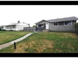 11319 137 Avenue  Edmonton, AB T5E 1Z3