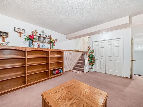 7348 188 Street Nw, Edmonton, AB - Indoor Photo Showing Other Room