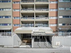 152 8745 165 Street  Edmonton, AB T5R 2R7