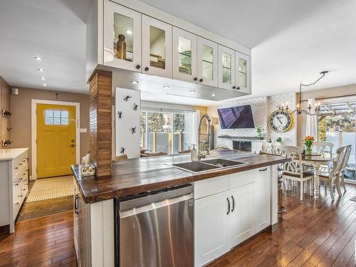 7731 152 Street, Edmonton, AB - Indoor Photo Showing Kitchen With Double Sink