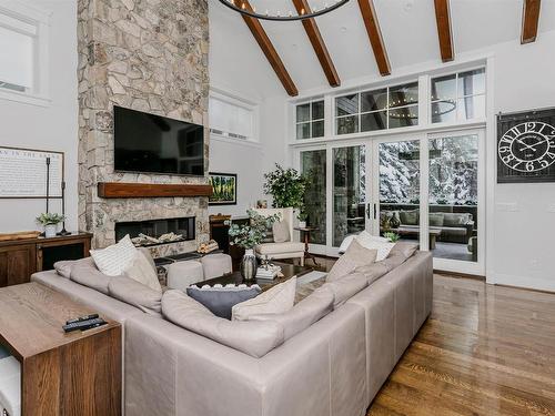 12708 39 Avenue, Edmonton, AB - Indoor Photo Showing Living Room With Fireplace