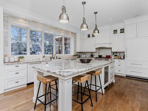 12708 39 Avenue, Edmonton, AB - Indoor Photo Showing Kitchen With Upgraded Kitchen