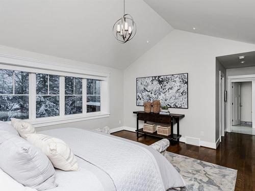 12708 39 Avenue, Edmonton, AB - Indoor Photo Showing Bedroom