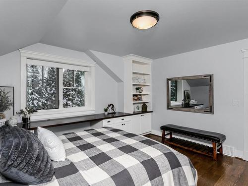 12708 39 Avenue, Edmonton, AB - Indoor Photo Showing Bedroom