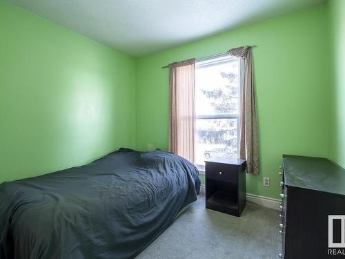 4571 32 Avenue, Edmonton, AB - Indoor Photo Showing Bedroom