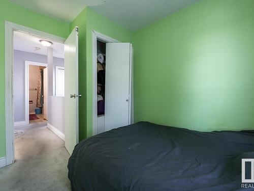 4571 32 Avenue, Edmonton, AB - Indoor Photo Showing Bedroom