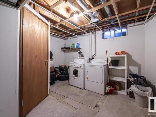 4571 32 Avenue, Edmonton, AB - Indoor Photo Showing Laundry Room