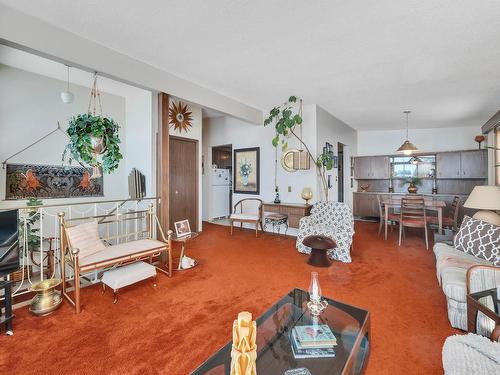 14236 79 Street, Edmonton, AB - Indoor Photo Showing Living Room