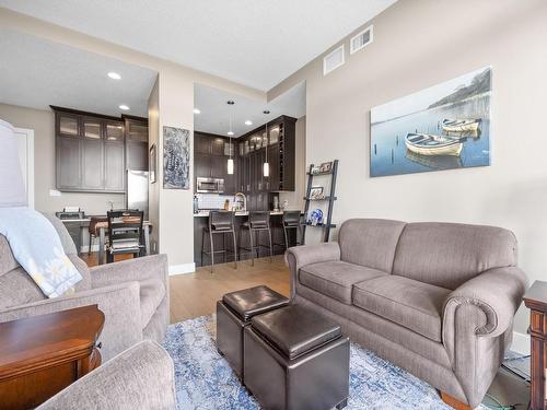 604 11080 Ellerslie Road, Edmonton, AB - Indoor Photo Showing Living Room