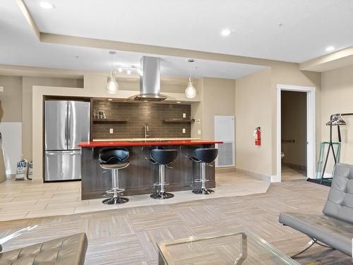 604 11080 Ellerslie Road, Edmonton, AB - Indoor Photo Showing Kitchen