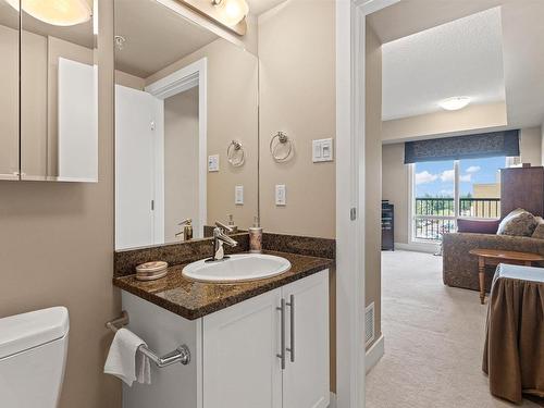 407 6608 28 Avenue, Edmonton, AB - Indoor Photo Showing Bathroom