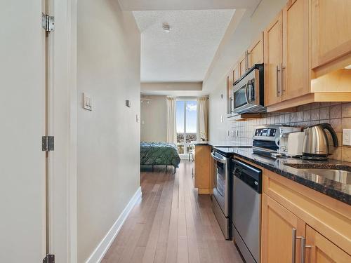 407 6608 28 Avenue, Edmonton, AB - Indoor Photo Showing Kitchen