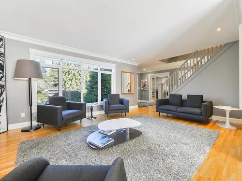 9507 141 Street, Edmonton, AB - Indoor Photo Showing Living Room