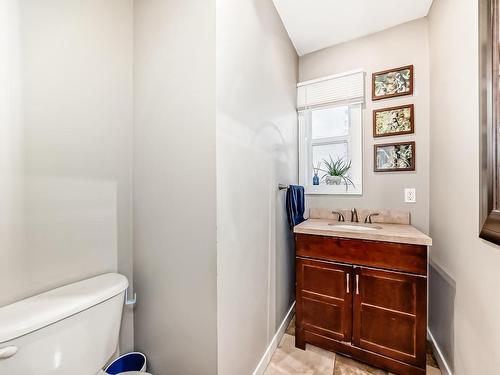 10203 90 Street, Edmonton, AB - Indoor Photo Showing Bathroom