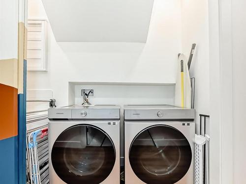 10203 90 Street, Edmonton, AB - Indoor Photo Showing Laundry Room