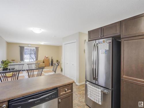 2 11841 97 Street, Edmonton, AB - Indoor Photo Showing Kitchen