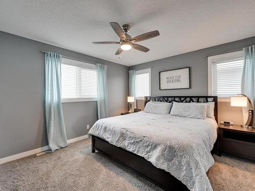 13824 165 Avenue, Edmonton, AB - Indoor Photo Showing Bedroom