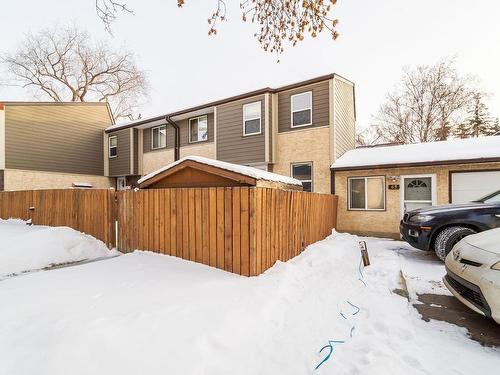 62 Willowdale Place Nw, Edmonton, AB - Outdoor