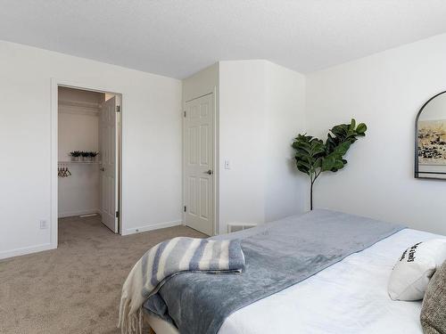 35 230 Edwards Drive, Edmonton, AB - Indoor Photo Showing Bedroom