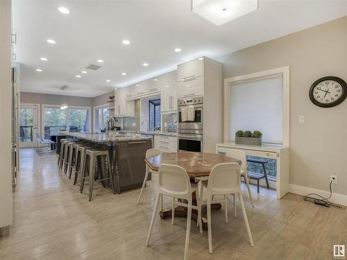 84 Valleyview Crescent, Edmonton, AB - Indoor Photo Showing Dining Room