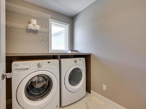 1640 Davidson Green, Edmonton, AB - Indoor Photo Showing Laundry Room