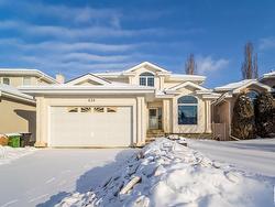 838 TWIN BROOKS Close  Edmonton, AB T6J 7G4