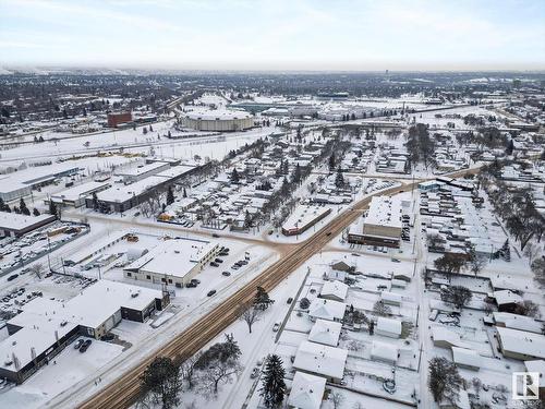 12114 77 Street, Edmonton, AB - Outdoor With View