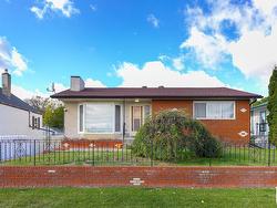 12114 77 Street  Edmonton, AB T5B 2G8