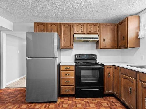 12114 77 Street, Edmonton, AB - Indoor Photo Showing Kitchen