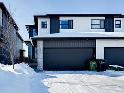 5551 SCHONSEE Drive  Edmonton, AB T5Z 0R8