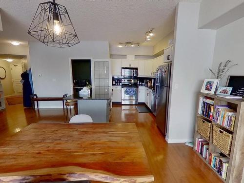 705 10319 111 Street, Edmonton, AB - Indoor Photo Showing Dining Room