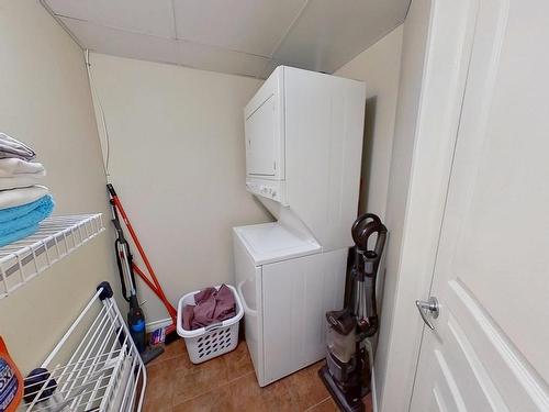 705 10319 111 Street, Edmonton, AB - Indoor Photo Showing Laundry Room