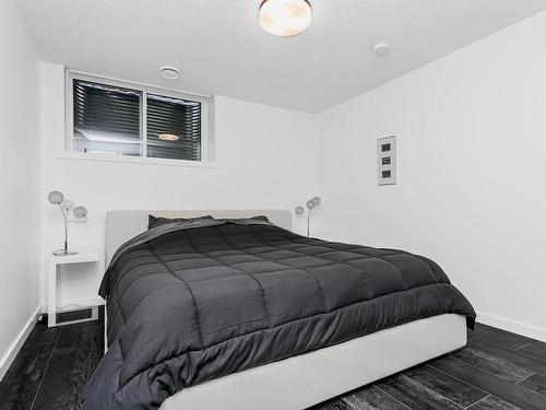 9952 82 Street, Edmonton, AB - Indoor Photo Showing Bedroom