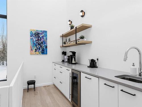 9952 82 Street, Edmonton, AB - Indoor Photo Showing Kitchen