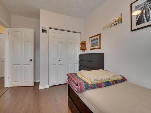 11607 69 Street Nw, Edmonton, AB - Indoor Photo Showing Bedroom