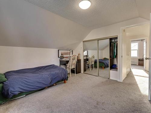 11607 69 Street Nw, Edmonton, AB - Indoor Photo Showing Bedroom