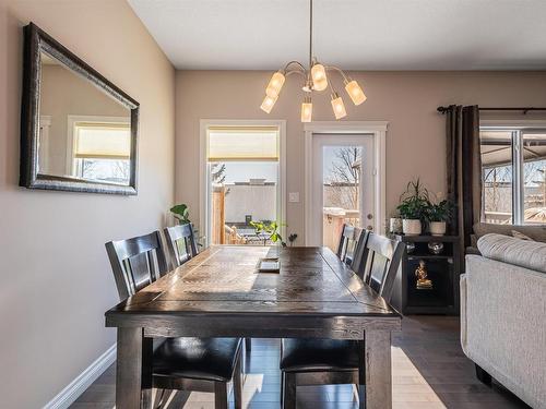 13829 138 Avenue, Edmonton, AB - Indoor Photo Showing Dining Room