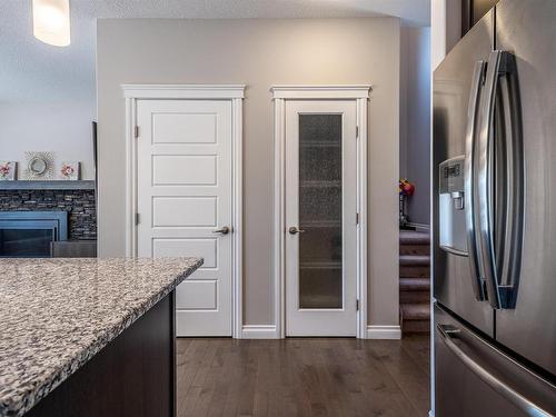 13829 138 Avenue, Edmonton, AB - Indoor Photo Showing Kitchen