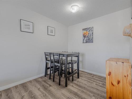 302 600 Kirkness Road, Edmonton, AB - Indoor Photo Showing Dining Room