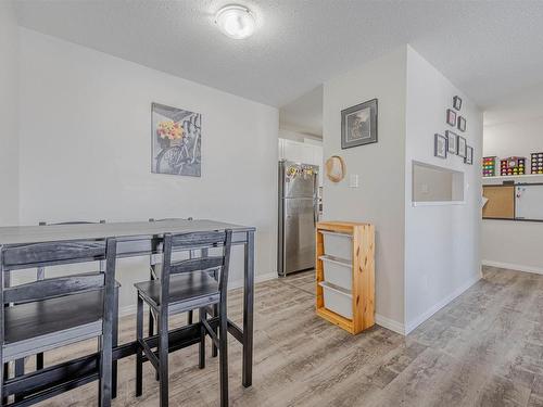 302 600 Kirkness Road, Edmonton, AB - Indoor Photo Showing Dining Room