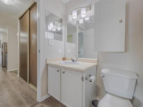 302 600 Kirkness Road, Edmonton, AB - Indoor Photo Showing Bathroom