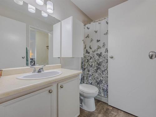 302 600 Kirkness Road, Edmonton, AB - Indoor Photo Showing Bathroom