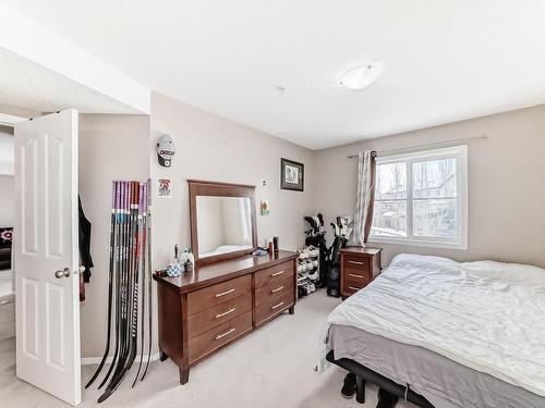 203 530 Watt Boulevard, Edmonton, AB - Indoor Photo Showing Bedroom