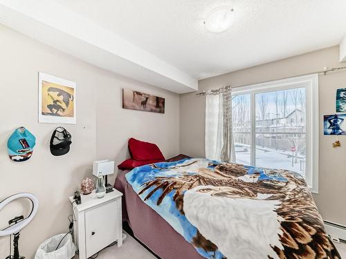 203 530 Watt Boulevard, Edmonton, AB - Indoor Photo Showing Bedroom