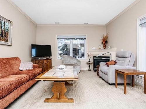 202 14205 96 Avenue, Edmonton, AB - Indoor Photo Showing Living Room