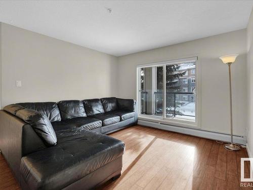 204 11615 Ellerslie Road, Edmonton, AB - Indoor Photo Showing Living Room