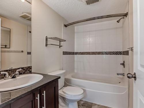 207 5370 Chappelle Road, Edmonton, AB - Indoor Photo Showing Bathroom