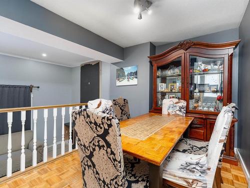 5216 146 Avenue, Edmonton, AB - Indoor Photo Showing Dining Room